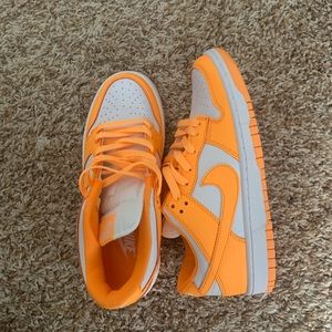 nike laser orange dunks
